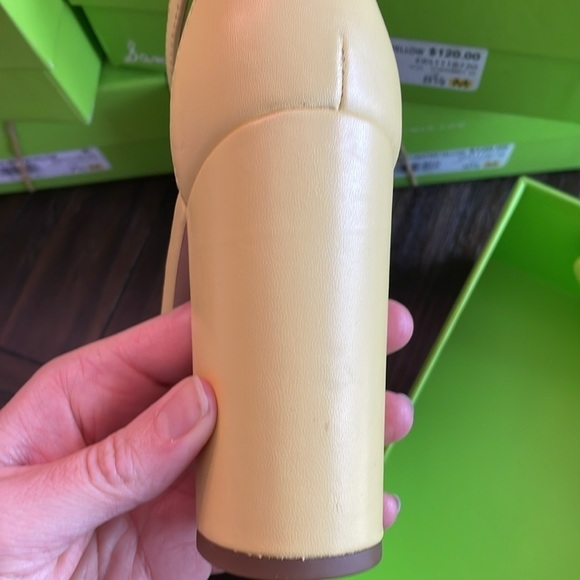 Sam Edelman Yaro Heeled Ankle Strap Sandals in Butter Yellow New in Box - Picture 9 of 9